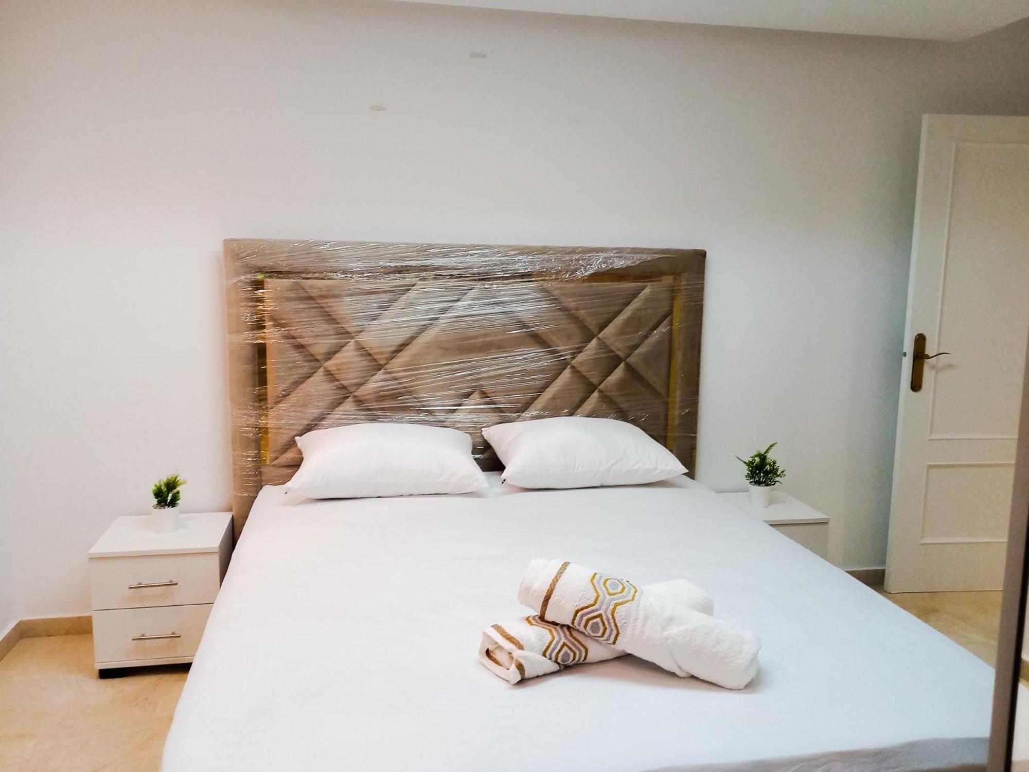 Appartement A Malabata En Face Centre Commercial Megarama & La Gare De Tgv M2 Tanger Exteriör bild